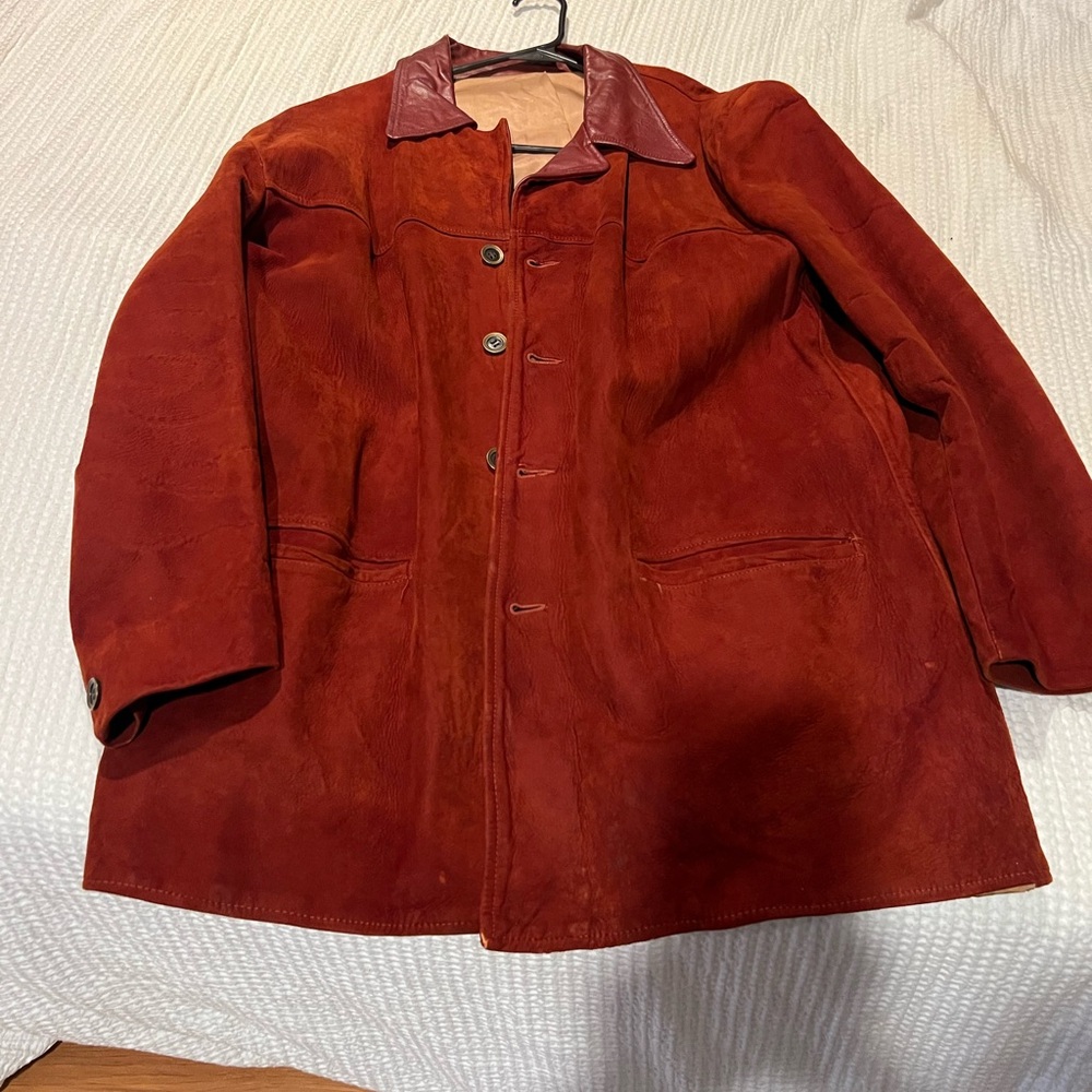 Brown Leather Jacket with Boxy Cut and Standard Collar